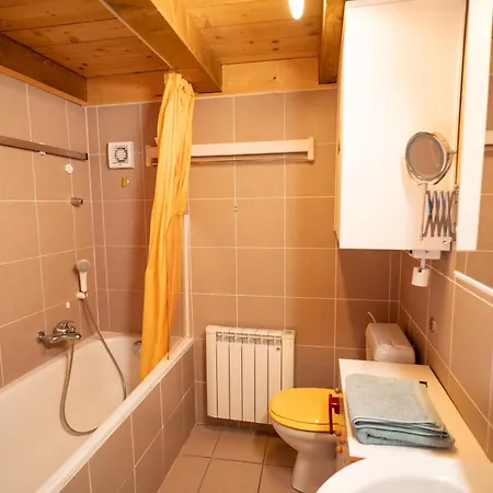Authentique Avec Vue Panoramique, La Sage